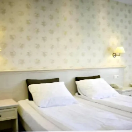 Hotel Zwanenburg Amsterdam Airport-2